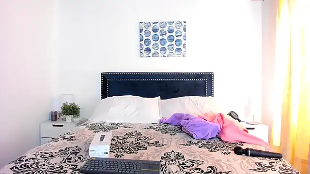 ZulyMichels online show from 03/11/25, 06:52