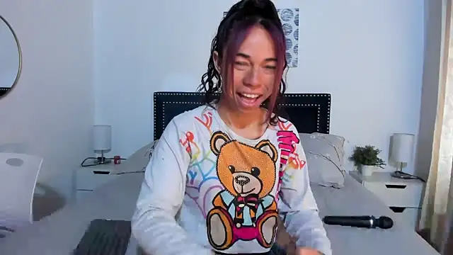 ZulyMichels online show from 11/06/25, 12:31