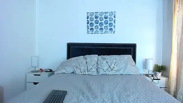 ZulyMichels online show from 10/11/25, 12:28