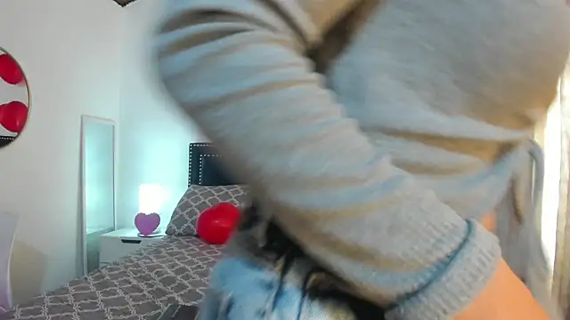 ZulyMichels online show from 02/12/26, 02:28