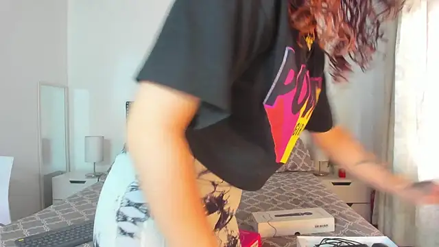 Snapshot of ZulyMichels chatting on 04/02/26, 12:23 ZulyMichels online show from 04/02/26, 12:23