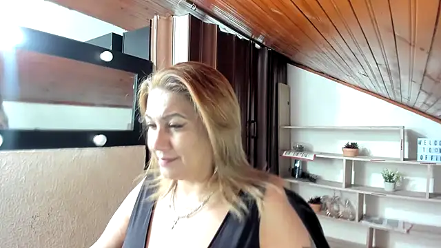 yayita mature online show from 03/12/25, 12:57