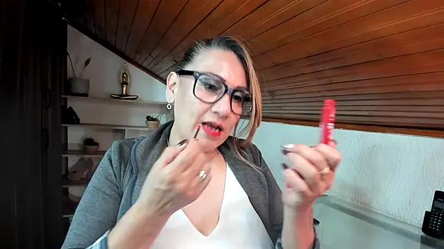 yayita mature online show from 04/30/26, 09:52