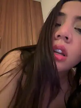 Snapshot of marcimaa chatting on 12/21/24, 05:36 marcimaa online show from 12/21/24, 05:36