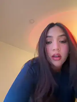 Snapshot of marcimaa chatting on 02/22/25, 11:13 marcimaa online show from 02/22/25, 11:13