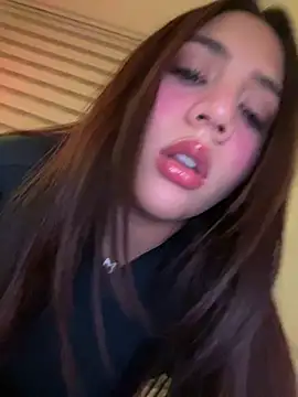 Snapshot of marcimaa chatting on 02/23/25, 03:02 marcimaa online show from 02/23/25, 03:02