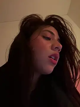 Snapshot of marcimaa chatting on 12/02/24, 01:31 marcimaa online show from 12/02/24, 01:31