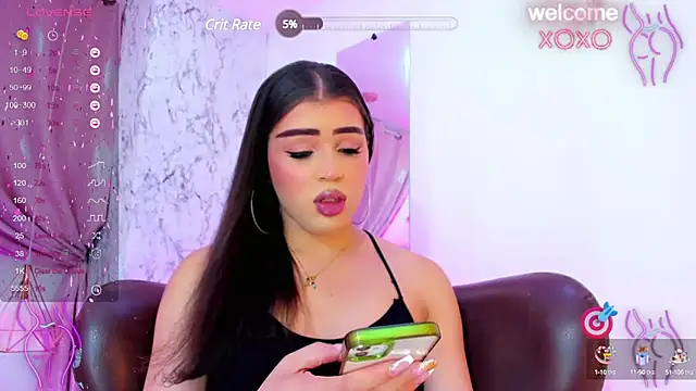 Snapshot of Alexandra_Hornny chatting on 03/18/25, 04:39 Alexandra Hornny online show from 03/18/25, 04:39