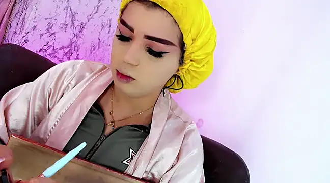 Snapshot of Alexandra_Hornny chatting on 02/15/25, 10:00 Alexandra Hornny online show from 02/15/25, 10:00