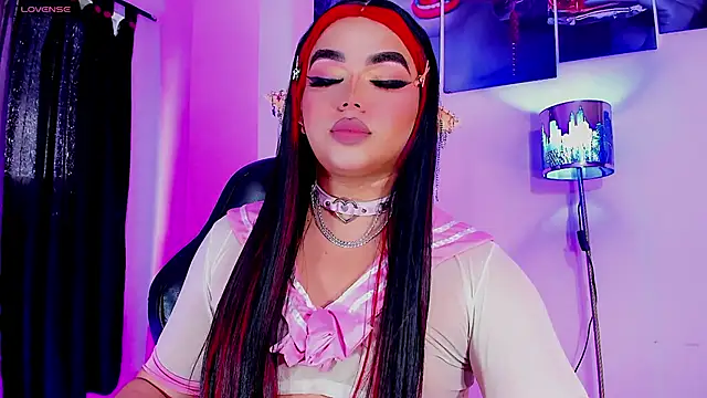 Alexandra Hornny online show from 04/15/26, 03:16