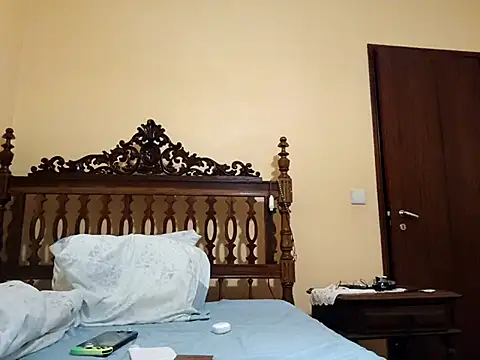 White rabbit  online show from 11/13/25, 11:41