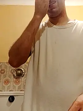 White rabbit  online show from 02/20/25, 08:58