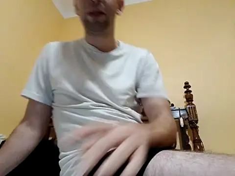 White rabbit  online show from 10/30/25, 09:01