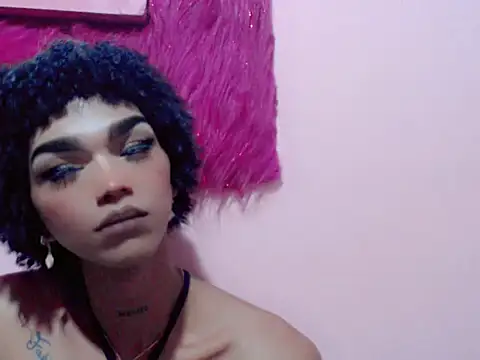 nickyminach  online show from 01/13/26, 12:15