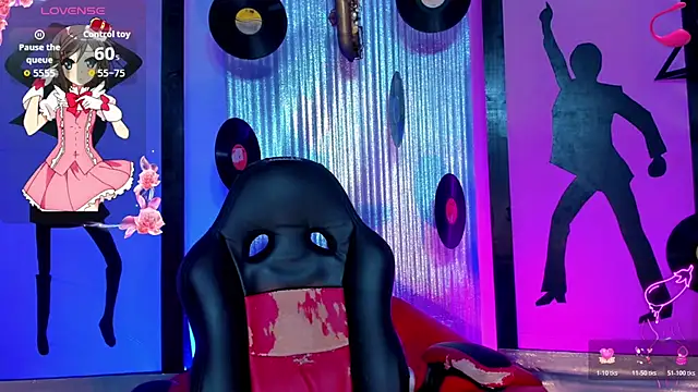 nickyminach  online show from 05/28/26, 07:42