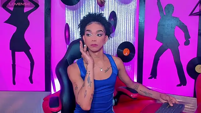 nickyminach  online show from 03/05/26, 08:16