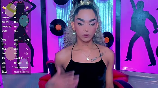 nickyminach  online show from 02/19/26, 03:25