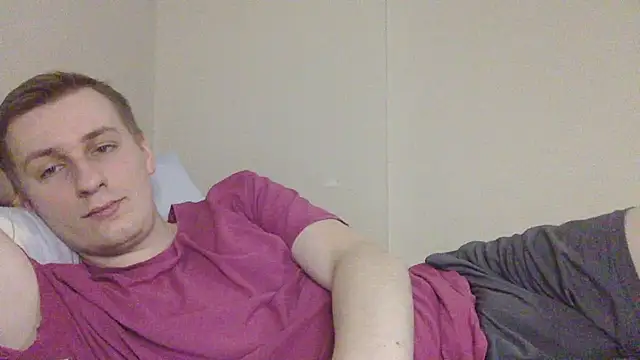 Snapshot of your_andy chatting on 12/01/25, 06:58 your andy online show from 12/01/25, 06:58