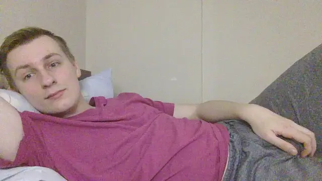 Snapshot of your_andy chatting on 12/16/25, 07:34 your andy online show from 12/16/25, 07:34