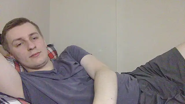 Snapshot of your_andy chatting on 11/29/25, 07:41 your andy online show from 11/29/25, 07:41