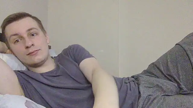 Snapshot of your_andy chatting on 12/14/25, 07:58 your andy online show from 12/14/25, 07:58