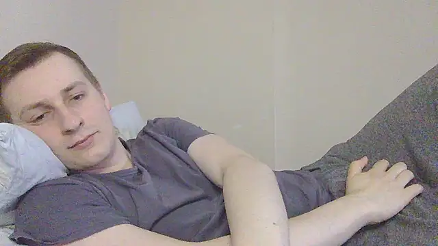 Snapshot of your_andy chatting on 04/14/26, 05:34 your andy online show from 04/14/26, 05:34