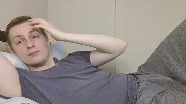 Snapshot of your_andy chatting on 12/18/25, 07:57 your andy online show from 12/18/25, 07:57