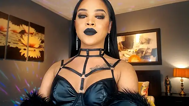 MarryQueen22 online show from 03/25/26, 01:06