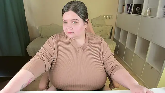 PlumPie online show from 10/11/25, 09:43