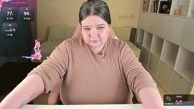 PlumPie online show from 03/04/26, 02:30