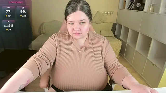 PlumPie online show from 09/09/25, 05:22