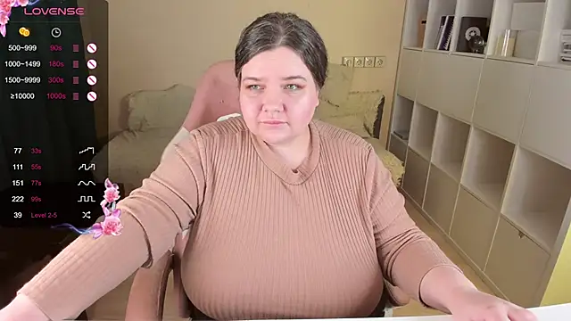 PlumPie online show from 09/26/25, 07:32