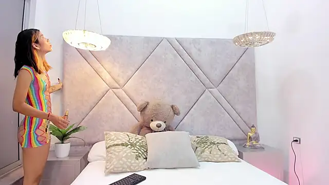 Snapshot of Girl_Cherry chatting on 03/02/25, 11:41 Girl Cherry online show from 03/02/25, 11:41