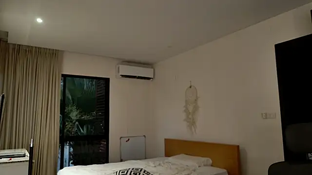 Snapshot of Cryptikov chatting on 01/10/26, 11:38 Cryptikov online show from 01/10/26, 11:38