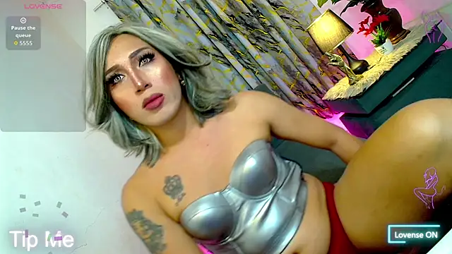 MissMagdalena online show from 10/25/25, 01:34