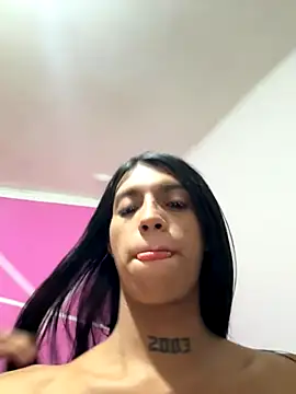 Ortegakim online show from 10/28/25, 10:52