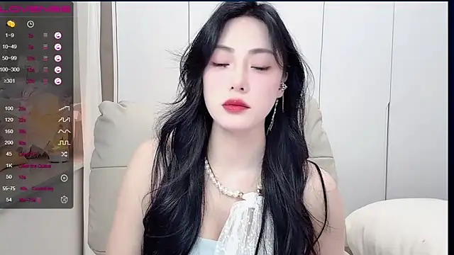 uuxiaocai online show from 04/07/26, 12:18