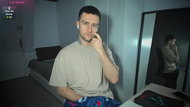 HonestAndrew online show from 03/12/25, 06:40