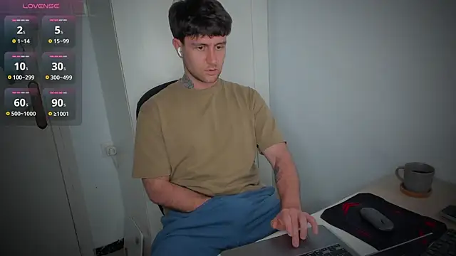 HonestAndrew online show from 04/21/26, 07:09