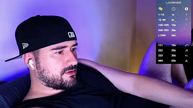 Snapshot of DominantTheo chatting on 01/24/25, 03:22 DominantTheo online show from 01/24/25, 03:22