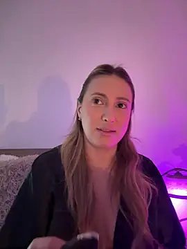 Snapshot of Eva_Ryen chatting on 02/11/26, 04:29 Eva Ryen online show from 02/11/26, 04:29