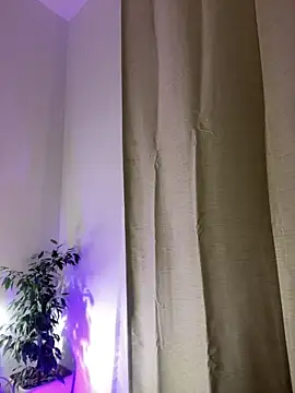 Snapshot of Eva_Ryen chatting on 11/16/25, 05:17 Eva Ryen online show from 11/16/25, 05:17