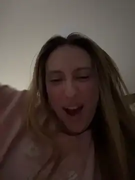 Snapshot of Eva_Ryen chatting on 02/07/26, 02:58 Eva Ryen online show from 02/07/26, 02:58