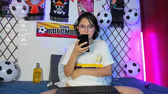 Alice jacobs1 online show from 07/04/26, 01:34
