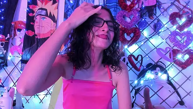 Snapshot of Alice_jacobs1 chatting on 03/13/25, 04:38 Alice jacobs1 online show from 03/13/25, 04:38