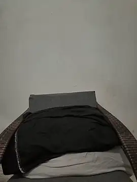 Snapshot of VIC22SECRET chatting on 06/18/26, 01:04 VIC22SECRET online show from 06/18/26, 01:04