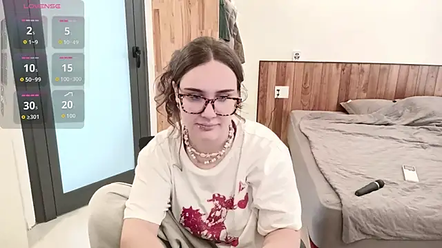 mia boone online show from 03/23/26, 04:34