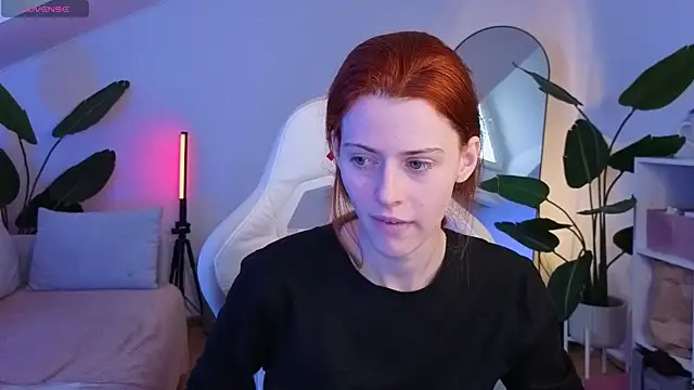 doll lesli online show from 11/12/25, 06:39