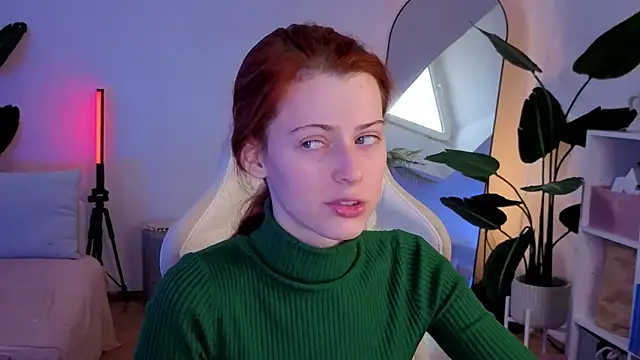 doll lesli online show from 11/28/25, 10:15