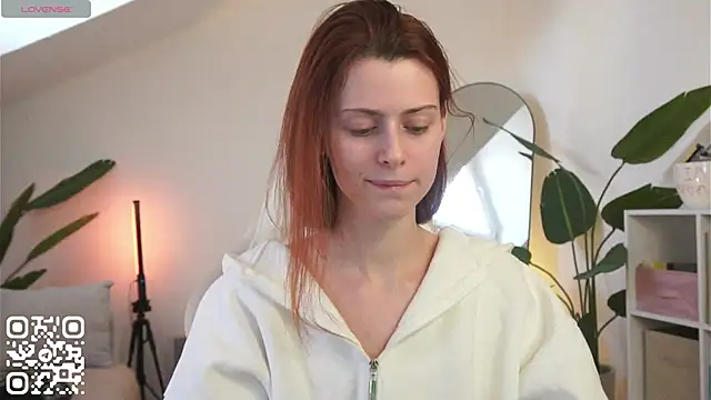 doll lesli online show from 02/11/26, 12:38